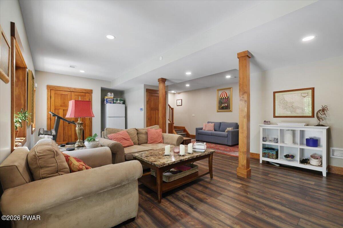 2350 Eagle Path Bushkill, PA 18324 - Photo 27 of 53