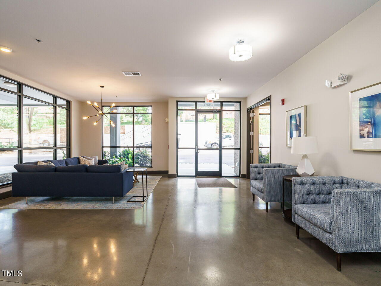 1300 St Marys Street, Unit 407 Raleigh, NC 27605 - Photo 20 of 26 020-1280x960-lobby