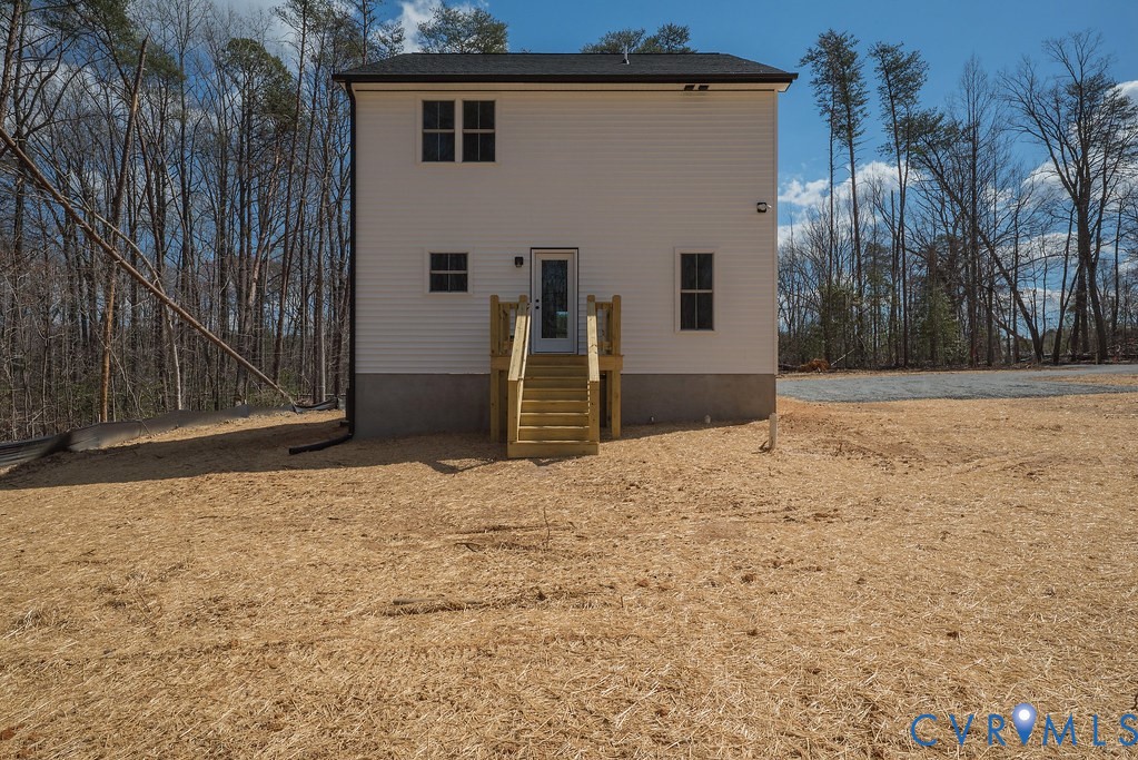 2355 Wickham Road Bumpass, VA 23024 - Photo 46 of 46 a view of a backyard of the house