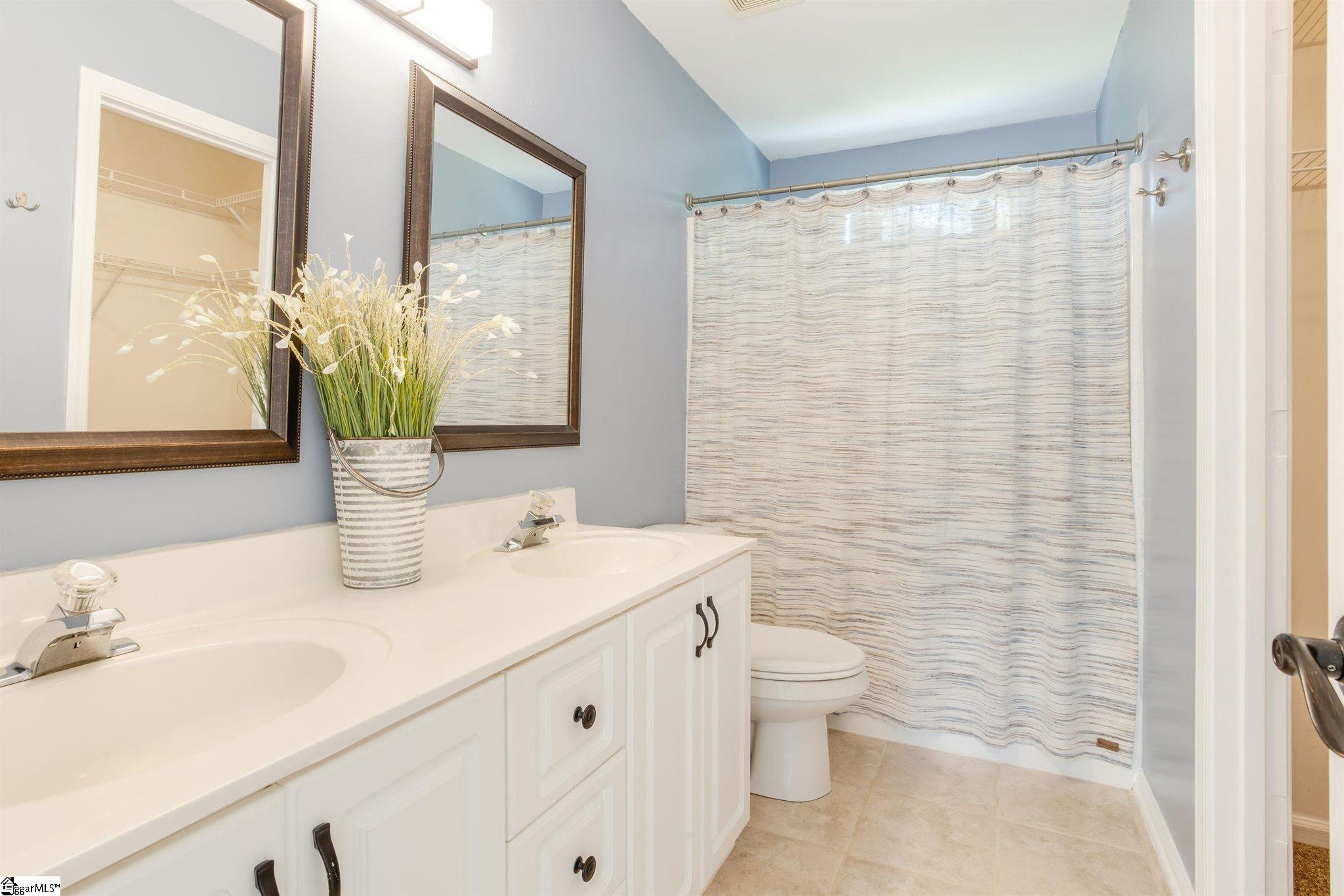 303 Riverside Chase Circle Greer, SC 29650 - Photo 18 of 32 Gallery Image 18