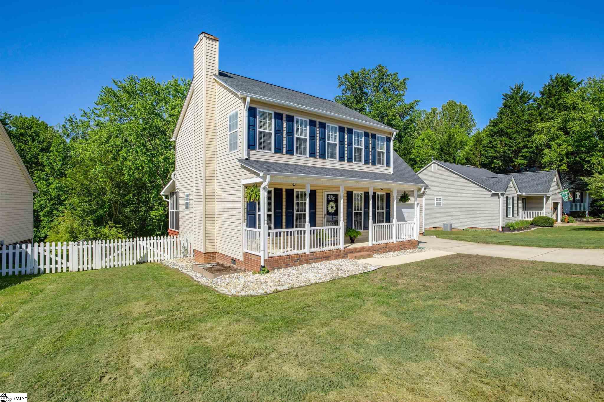 303 Riverside Chase Circle Greer, SC 29650 - Photo 3 of 32 Gallery Image 3