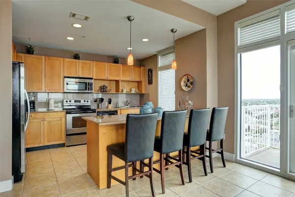 $4,500 | 500 Seawall Boulevard, Unit 1101, Galveston, TX 77550