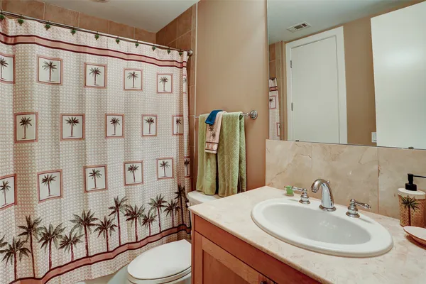 $4,500 | 500 Seawall Boulevard, Unit 1101, Galveston, TX 77550