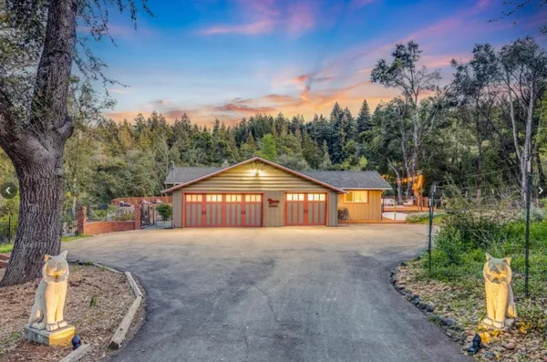 $2,650,000 | 22108 Call Of The Wild Road, Los Gatos, CA 95033