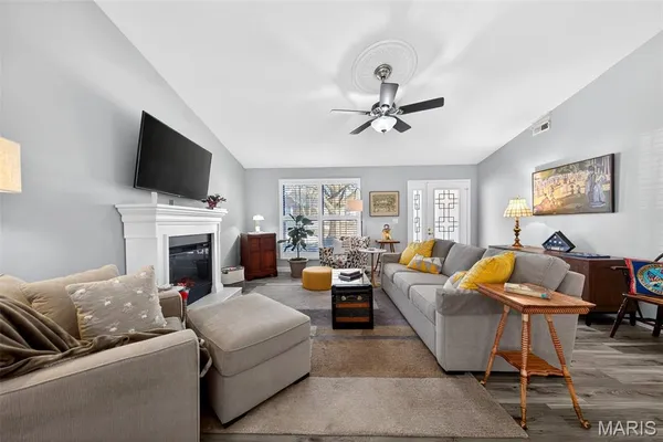 $249,000 | 1321 Forest Creek Dr., Unit 3, St. Charles, MO 63303