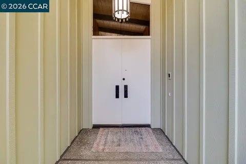 $988,000 | 687 Sonoma Street, Richmond, CA 94805