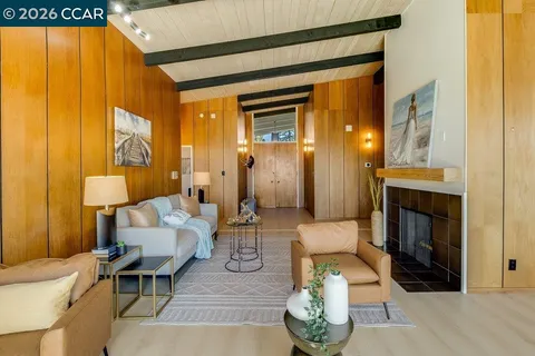 $988,000 | 687 Sonoma Street, Richmond, CA 94805