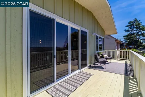 $988,000 | 687 Sonoma Street, Richmond, CA 94805