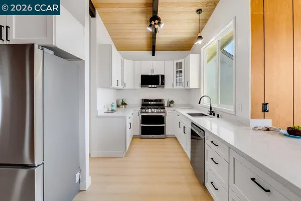 $988,000 | 687 Sonoma Street, Richmond, CA 94805