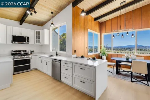 $988,000 | 687 Sonoma Street, Richmond, CA 94805