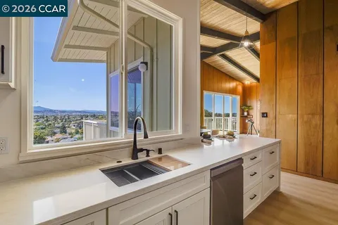 $988,000 | 687 Sonoma Street, Richmond, CA 94805
