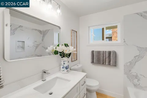 $988,000 | 687 Sonoma Street, Richmond, CA 94805