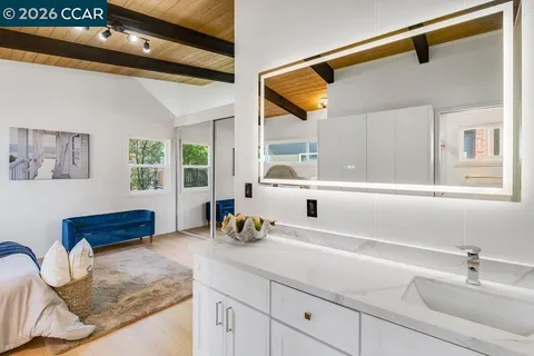 $988,000 | 687 Sonoma Street, Richmond, CA 94805