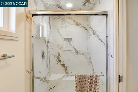 $988,000 | 687 Sonoma Street, Richmond, CA 94805