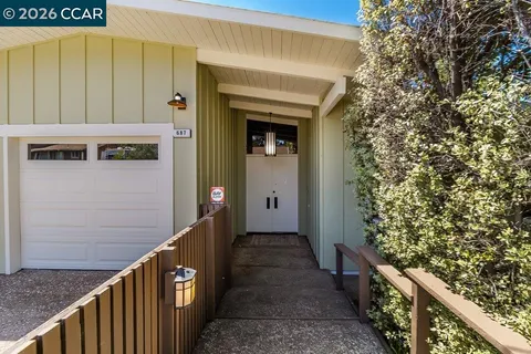 $988,000 | 687 Sonoma Street, Richmond, CA 94805