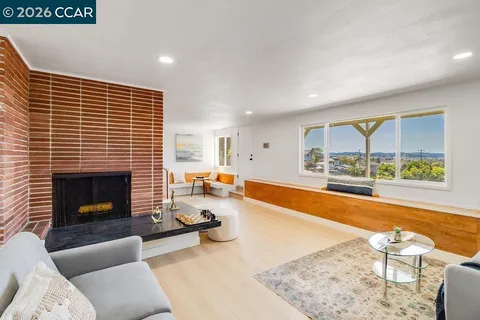 $988,000 | 687 Sonoma Street, Richmond, CA 94805