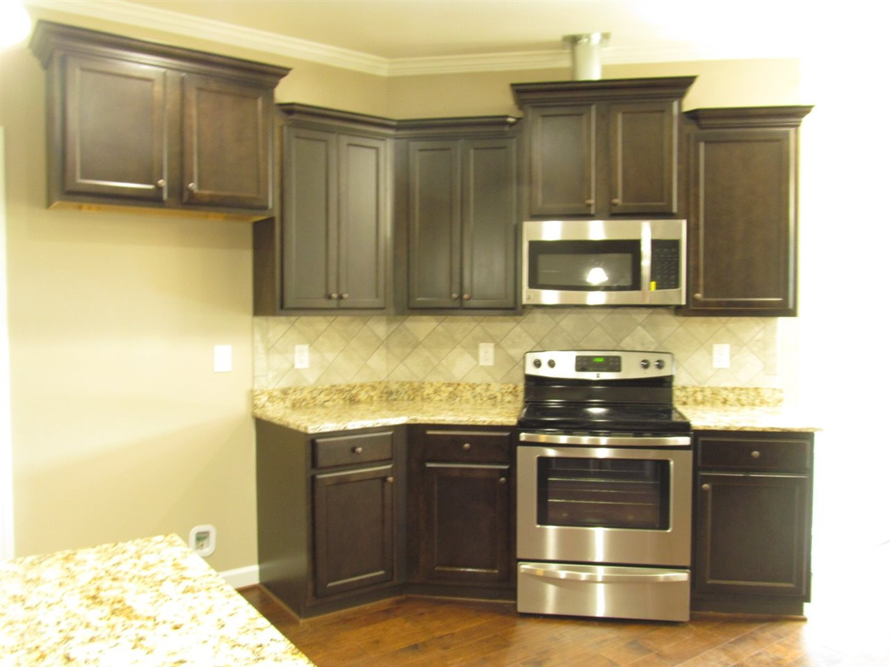 551 Gordon Road Clayton, NC 27520 - Photo 11 of 25 Kitchen