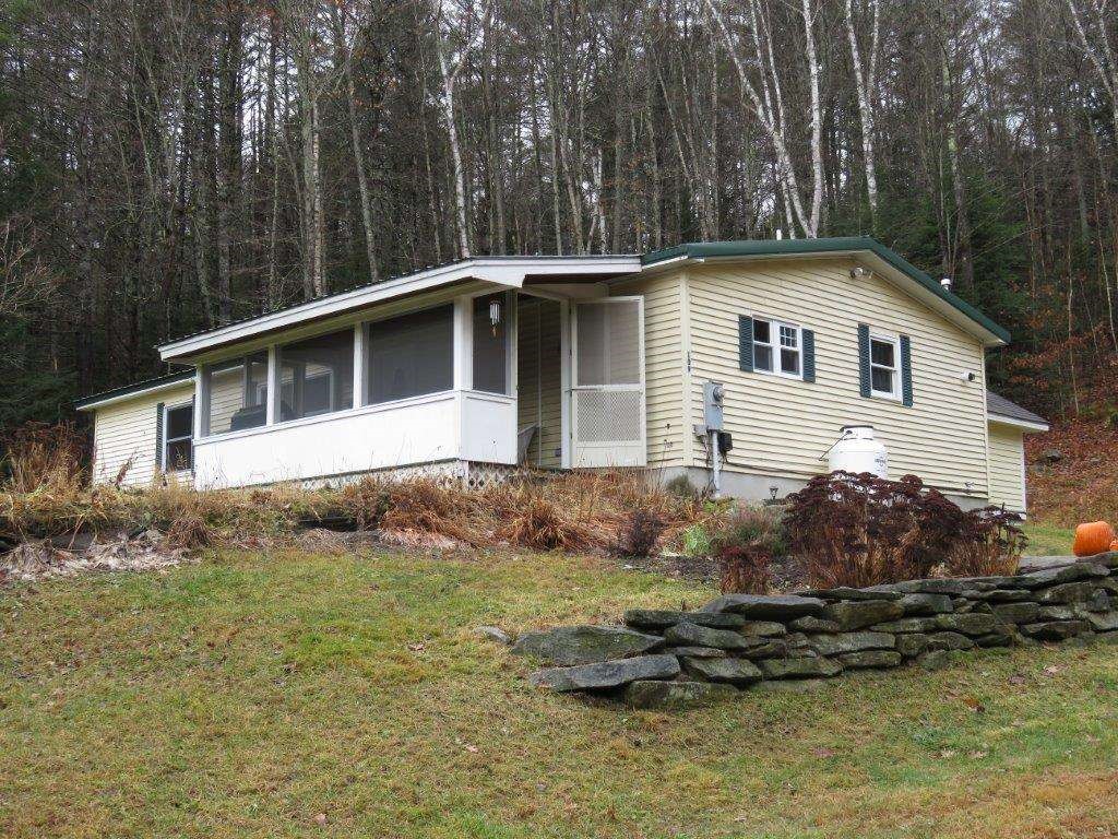 109 West Farms Road Canaan, NH 03741 - Photo 1 of 36