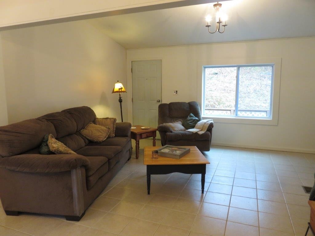 109 West Farms Road Canaan, NH 03741 - Photo 12 of 36