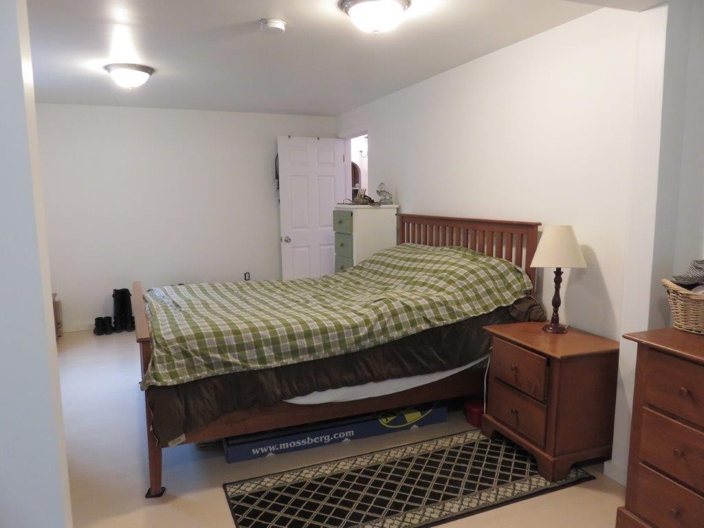 109 West Farms Road Canaan, NH 03741 - Photo 20 of 36