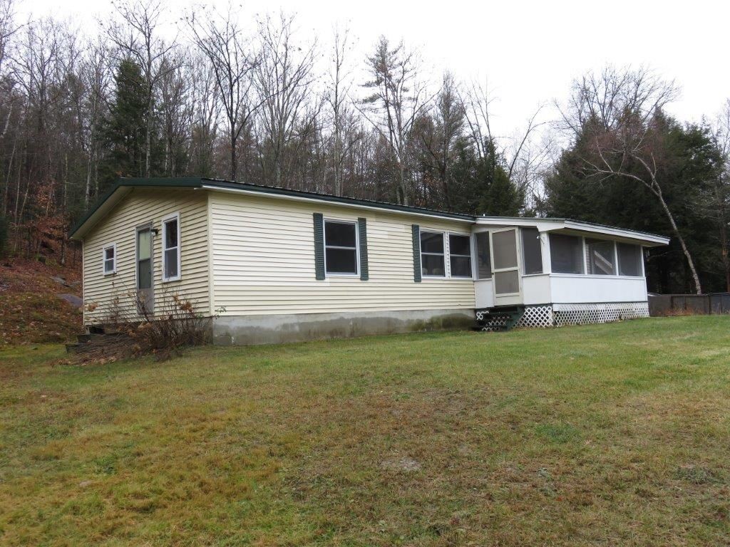 109 West Farms Road Canaan, NH 03741 - Photo 27 of 36