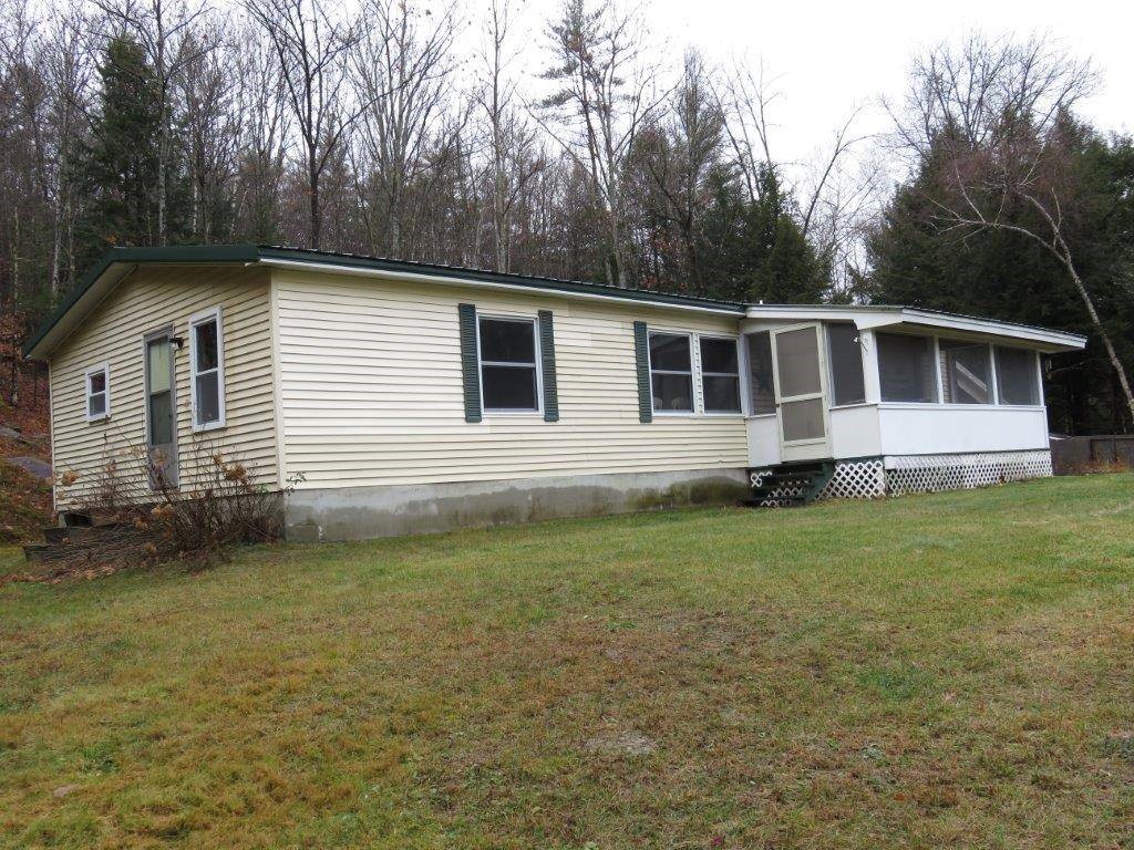 109 West Farms Road Canaan, NH 03741 - Photo 28 of 36