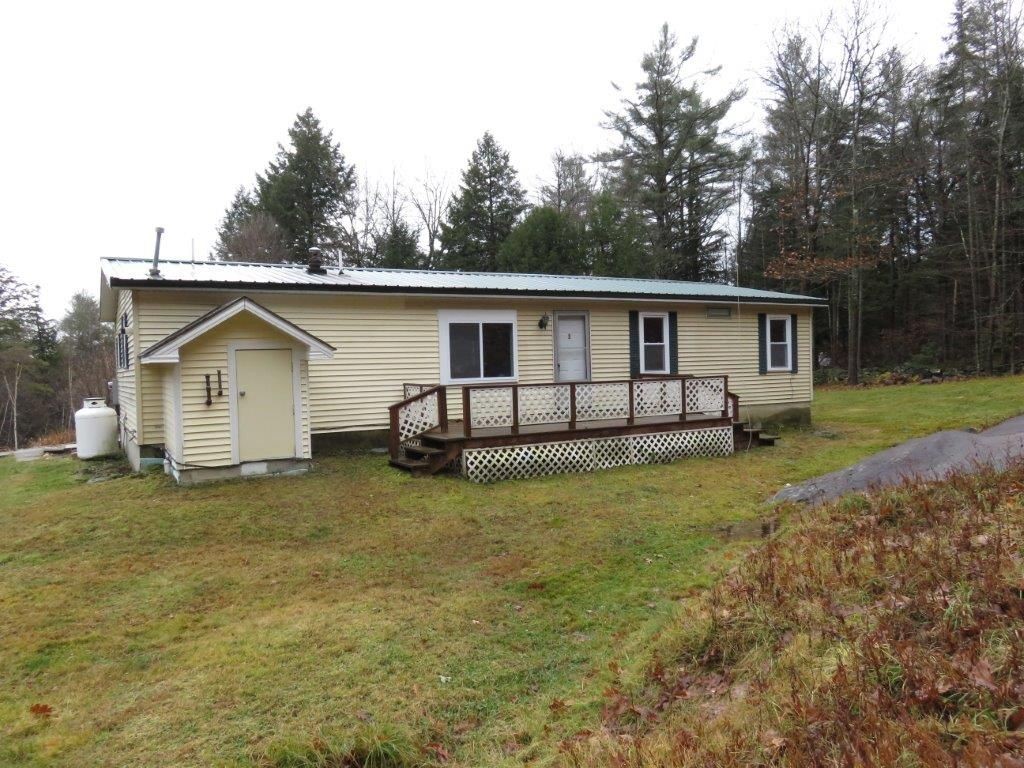 109 West Farms Road Canaan, NH 03741 - Photo 32 of 36