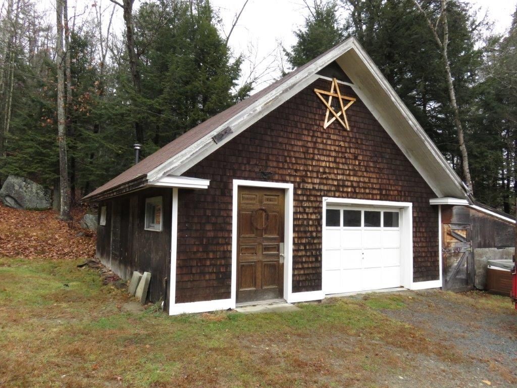 109 West Farms Road Canaan, NH 03741 - Photo 34 of 36