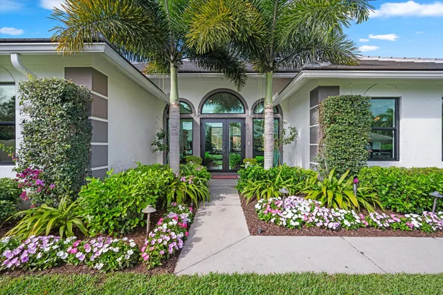 $4,000,000 | 14371 Wellington Trace, Wellington, FL 33414