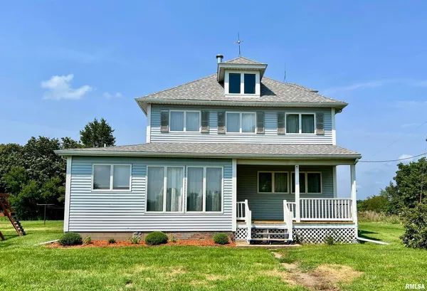 $300,000 | 18316 266th Street West, Illinois City, IL 61259