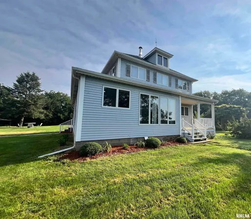 $300,000 | 18316 266th Street West, Illinois City, IL 61259