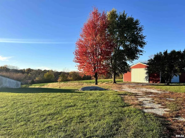 $300,000 | 18316 266th Street West, Illinois City, IL 61259