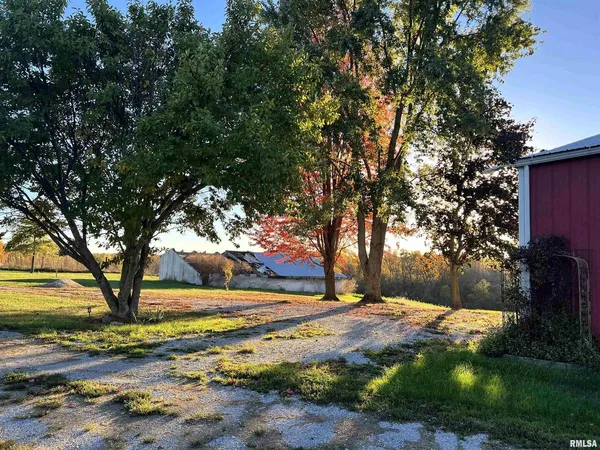 $300,000 | 18316 266th Street West, Illinois City, IL 61259