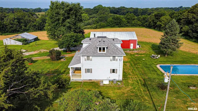 $325,000 | 18316 266th Street West, Illinois City, IL 61259