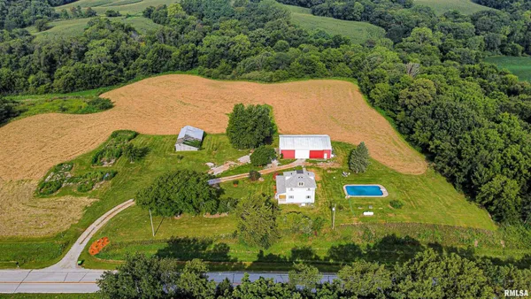 $300,000 | 18316 266th Street West, Illinois City, IL 61259