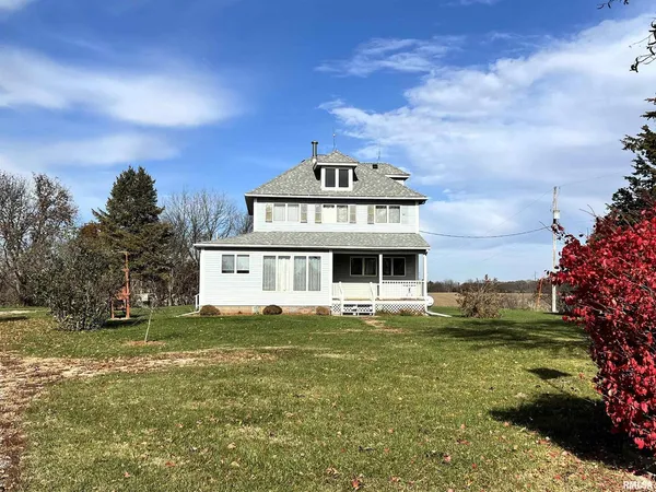 $300,000 | 18316 266th Street West, Illinois City, IL 61259