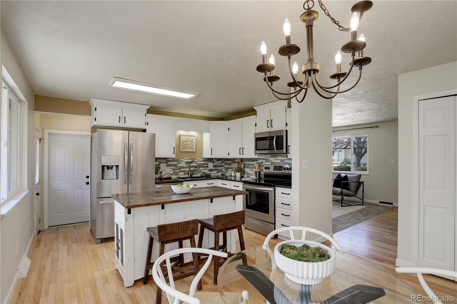 7834 Reed Street Arvada, CO 80003 - Photo 5 of 33