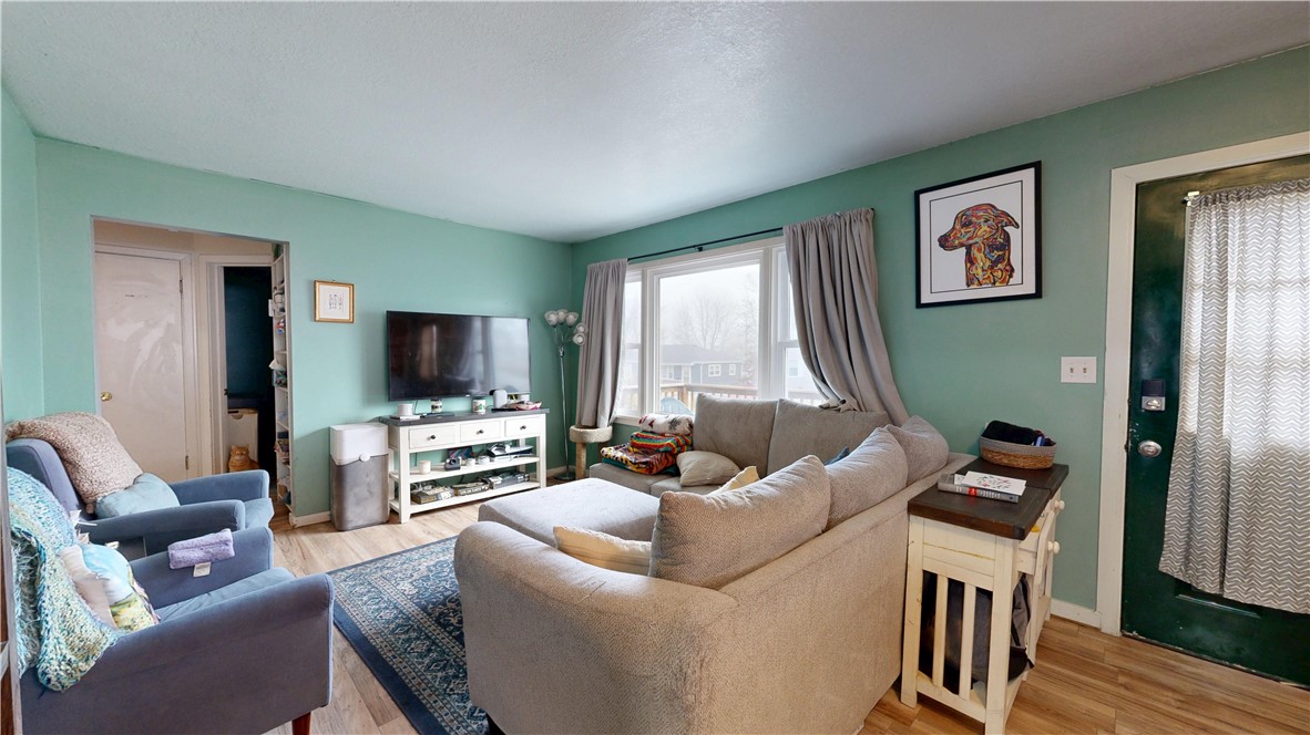 27 2nd South Shores Avenue Decatur, IL 62521 - Photo 3 of 18 Gallery Image 3
