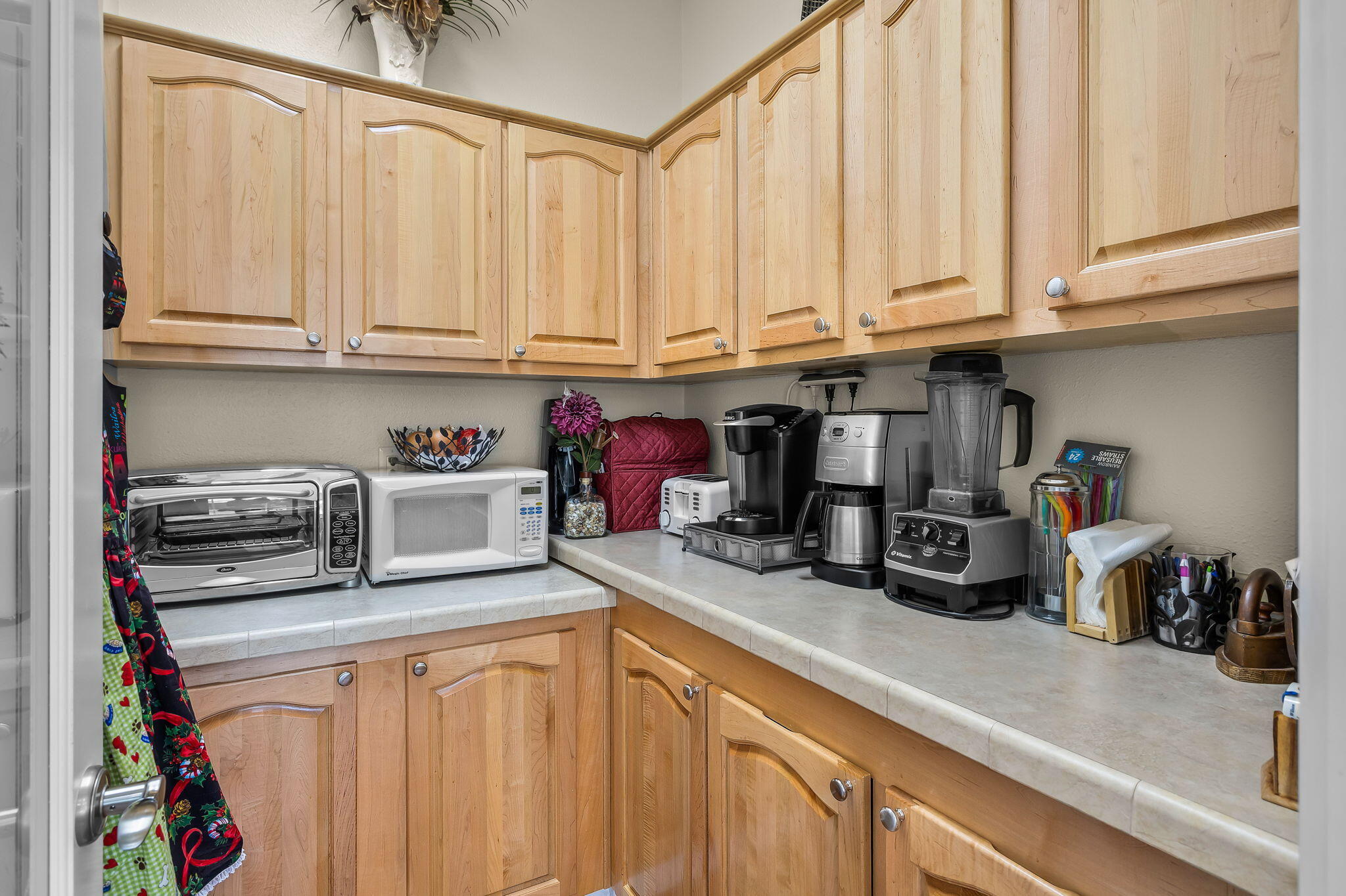 17415 Kent Road Sisters, OR 97759 - Photo 7 of 43