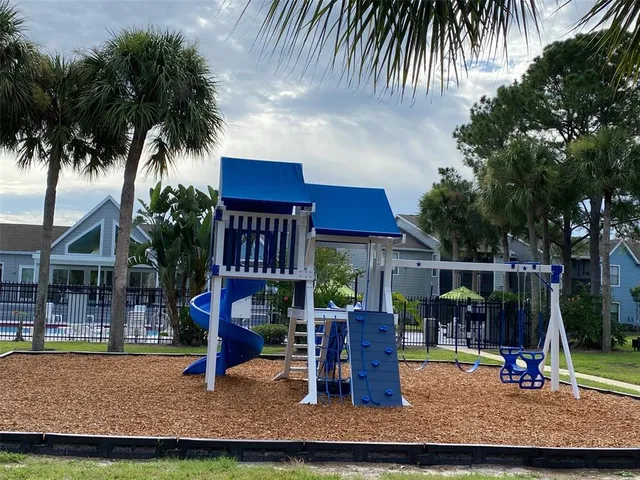 a view of outdoor space yard and porch