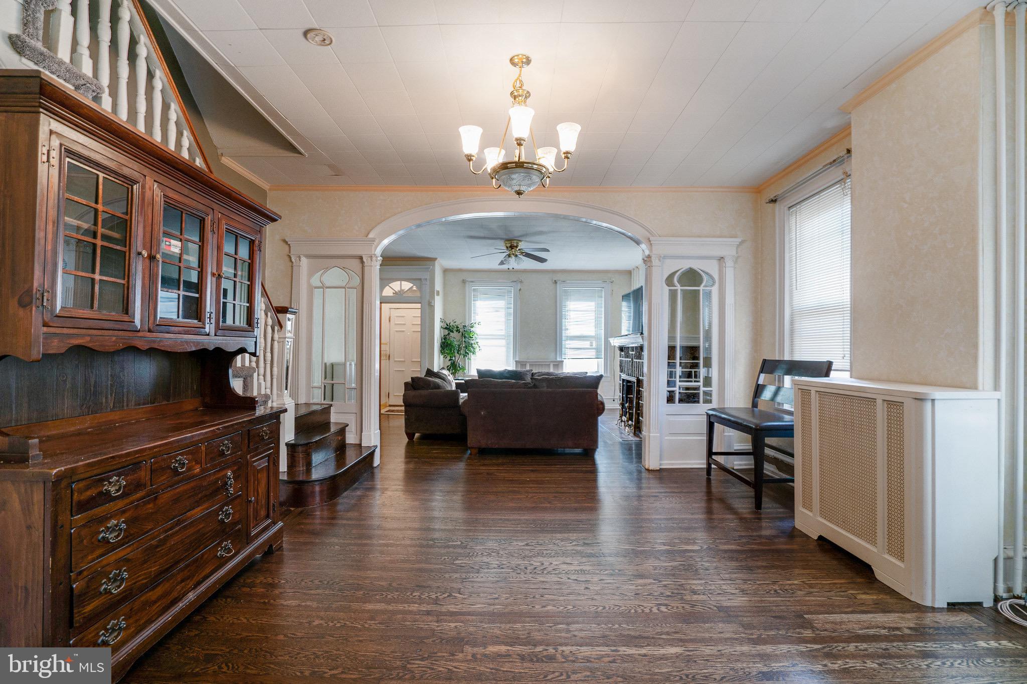 105 Ripka Street Philadelphia, PA 19127 - Photo 4 of 19