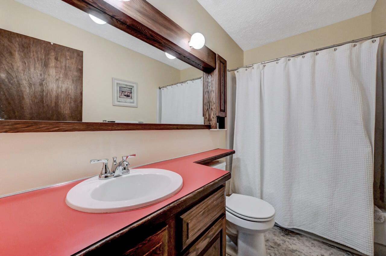 158 Flintlock Trail Pocono Pines, PA 18350 - Photo 11 of 21 Bath