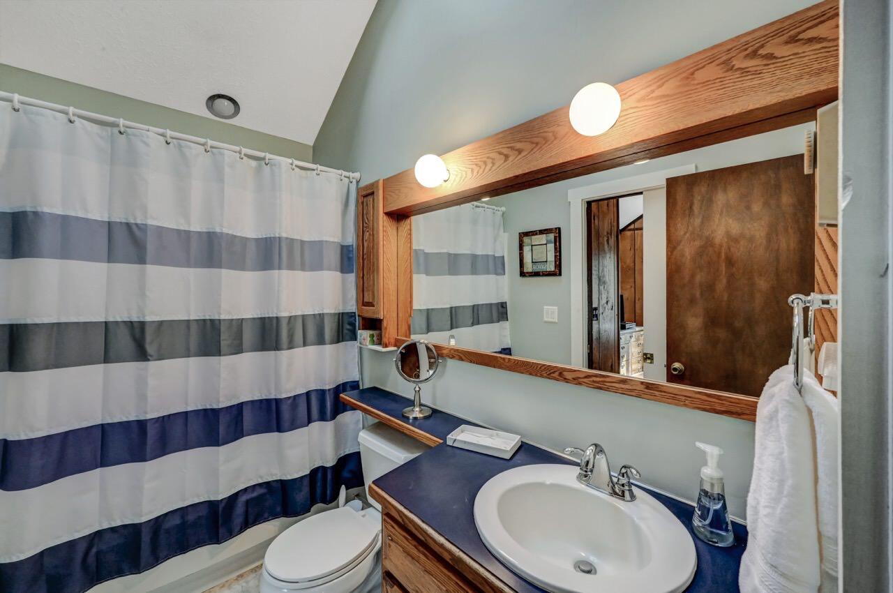 158 Flintlock Trail Pocono Pines, PA 18350 - Photo 14 of 21 Bathroom