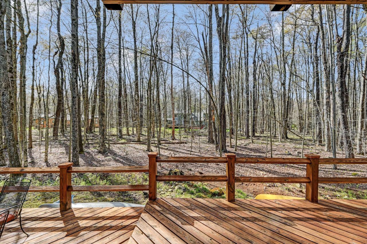 158 Flintlock Trail Pocono Pines, PA 18350 - Photo 21 of 21 Setting