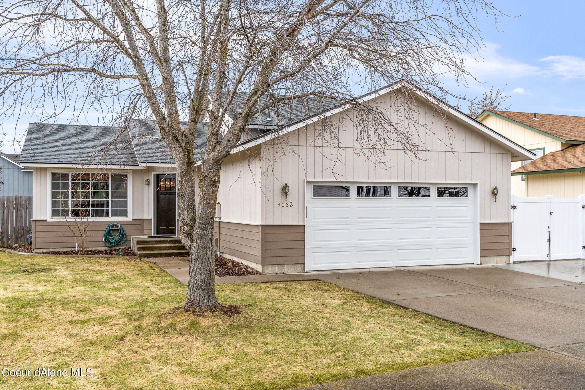 4062 North Couples Drive, Coeur D'Alene, ID 83815 Compass