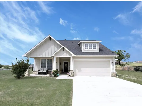 $428,900 | 140 Spring Creek Court, Paradise, TX 76073