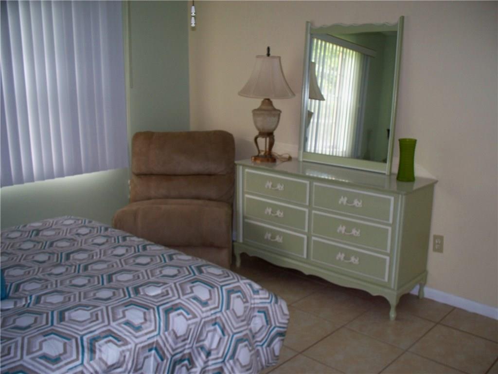 1925 Southwest Palm City Road, Unit F Stuart, FL 34994 - Photo 12 of 30 Gallery Image 12