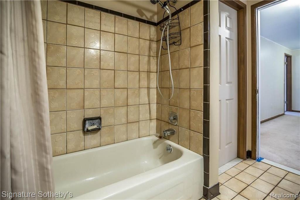 3670 Winter Creek Road Rochester Hills, MI 48307 - Photo 28 of 41