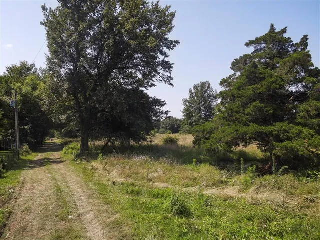 $175,000 | 38301 East Cline Road, Lone Jack, MO 64070