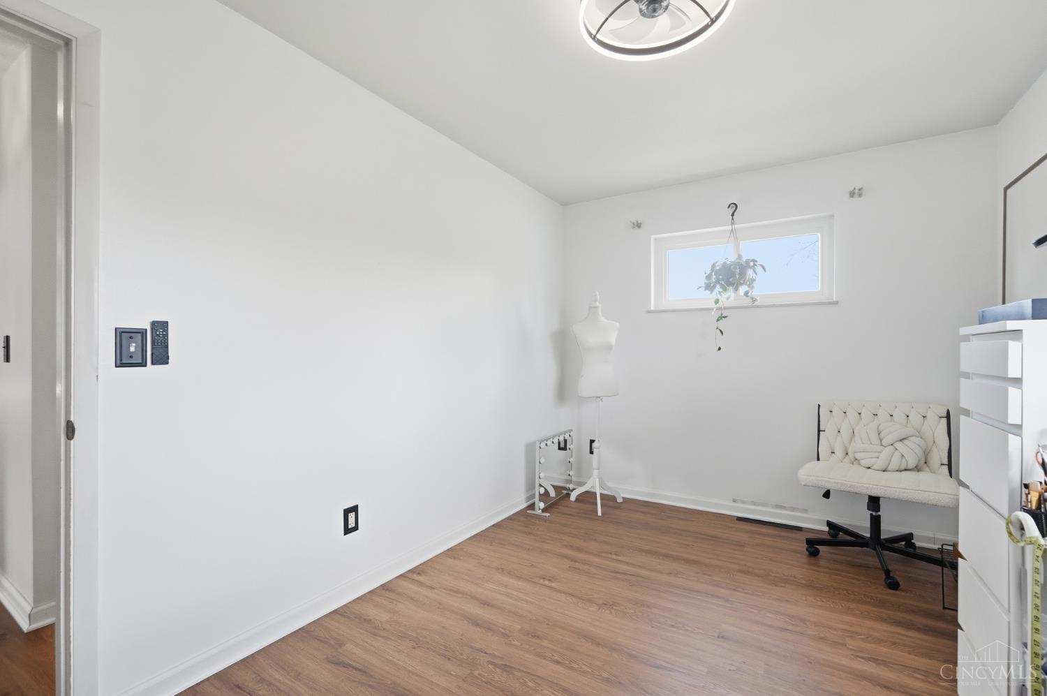 3916 Ridgecombe Drive Cincinnati, OH 45248 - Photo 34 of 58